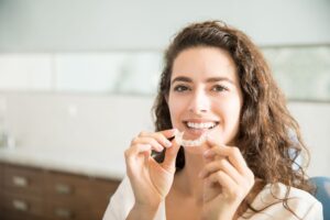 Wow Dental | Braces vs. Clear Aligners: Which Straightening Solution Fits Your Smile? Wow Dental | Braces vs. Clear Aligners: Which Straightening Solution Fits Your Smile?