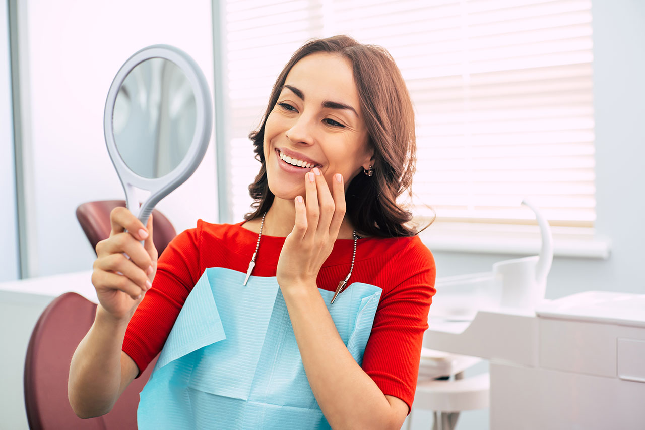 Wow Dental | Snap-on Dentures in Detroit, Extra Stability and Comfort for a More Confident Fit
